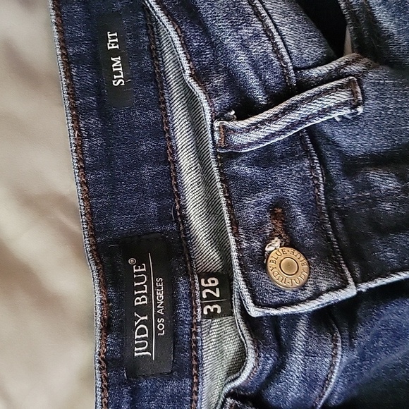 Judy Blue Slim Fit Jeans Size 3/26 NWOT - Picture 2 of 5